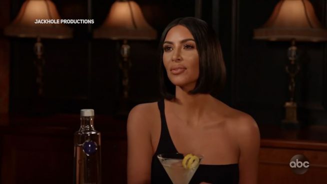 Kim Kardashians wäre fast von ihrer Schwester verklagt worden