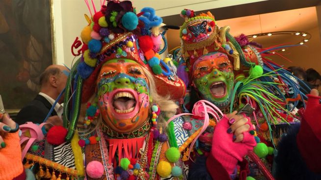 Altweiber: Die Frauen erobern den Düsseldorfer Karneval