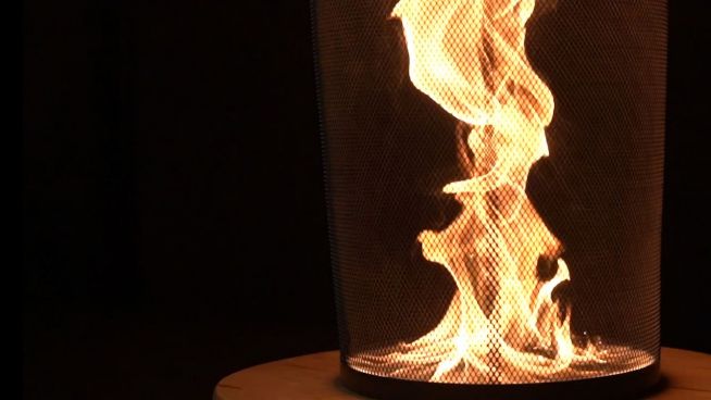 Play with Fire: Feuertornado