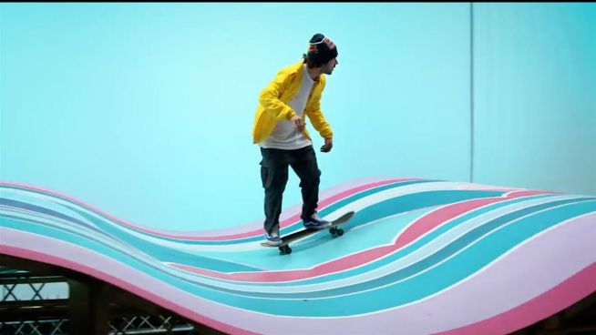 Neue Sichtweise: Skateboard-Profi in anderer Welt