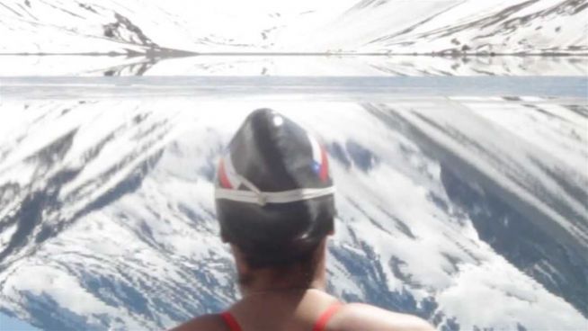 Sprung ins kalte Wasser: Extremsport bei 0 Grad