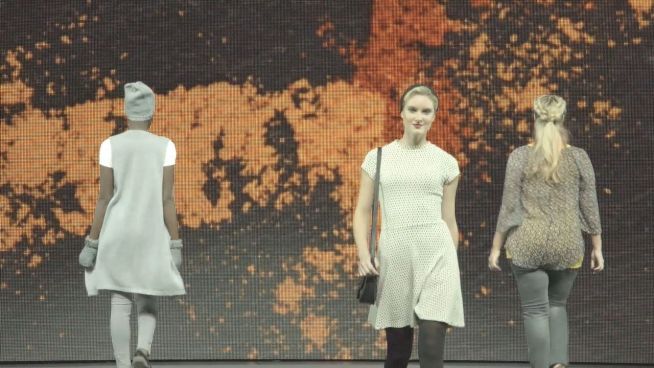 Fashion Show: Promiauflauf zur Herbst/Winter-Kollektion