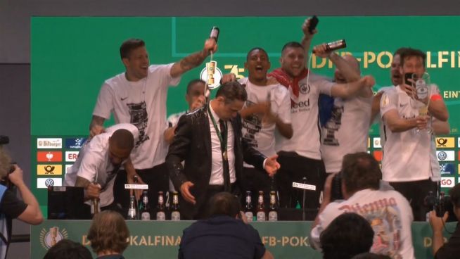 DFB-Pokalfinale: Niederlage für den FC Bayern, Glanz für Eintracht Frankfurt