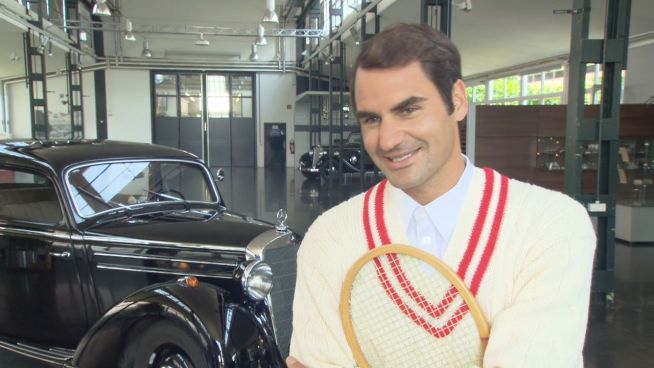 Dicker Pulli: Federer entdeckt die alte Tennis-Kluft