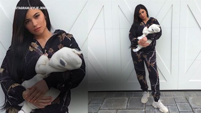 Kylie ist zurück: Post-Baby-Bauch auf Instagram