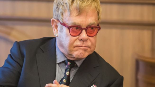 Tödliche Infektion: Elton John auf Intensivstation
