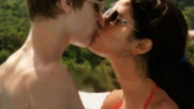 Liebes-Reunion? Justin Bieber zeigt Kussfoto mit Selena