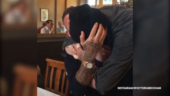 Rührendes Wiedersehen: Brooklyn Beckham überrascht Vater